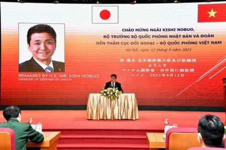 Bộ trưởng Quốc phòng Kishi: Nhật Bản ở cùng thuyền với Việt Nam