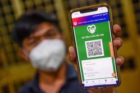 Thủ tướng chỉ đạo chuẩn bị công nhận ‘hộ chiếu vắc xin’ – Con đường đến Nhật không còn xa