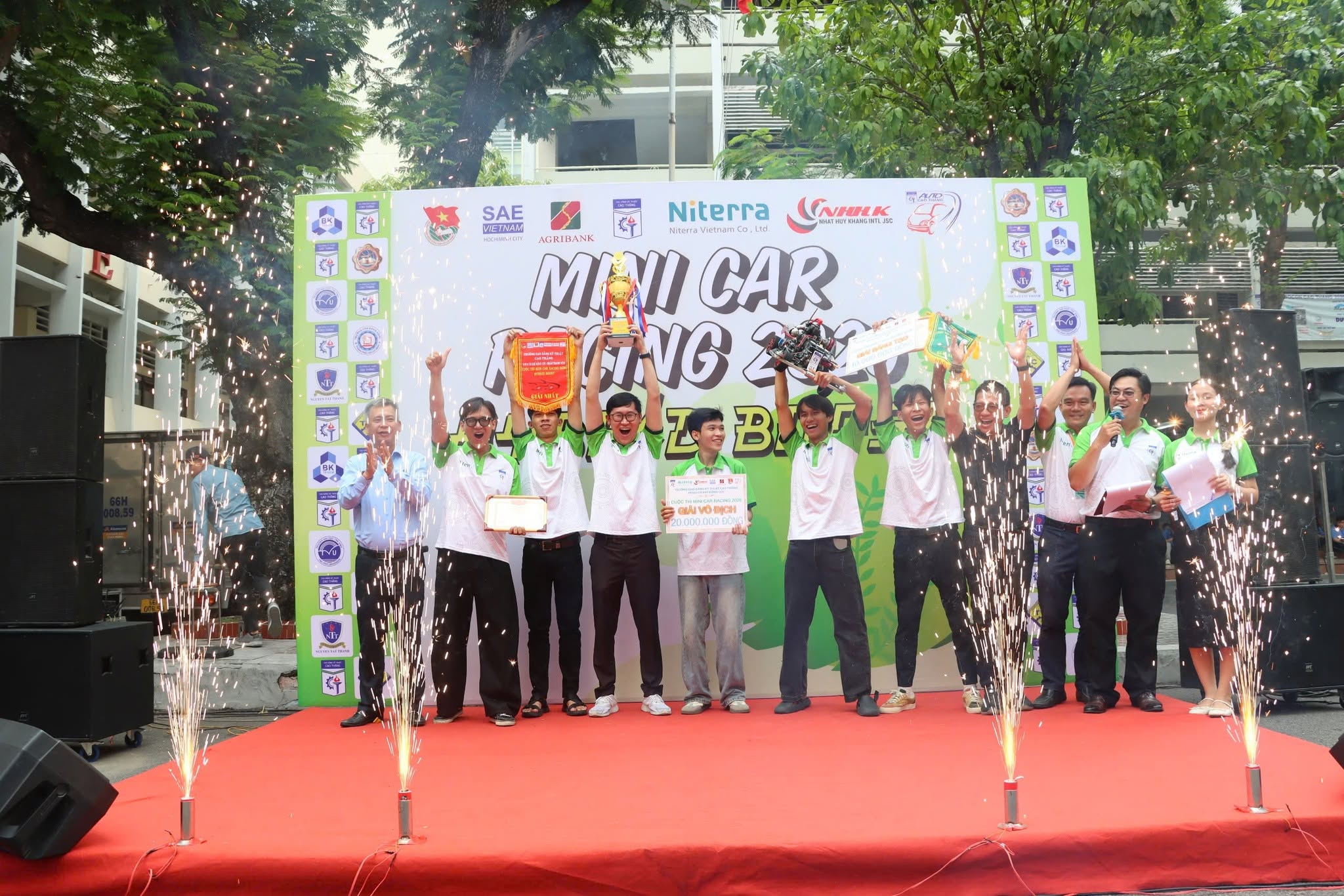 11 năm một hành trình – Nhật Huy Khang tham gia Chung kết Mini Car Racing 2026