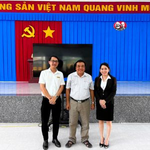 Nhật Huy Khang Vĩnh Long tham gia tư vấn hướng nghiệp cho bà con Xã Hòa Minh