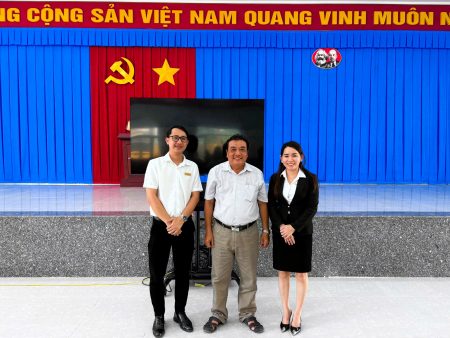 Nhật Huy Khang Vĩnh Long tham gia tư vấn hướng nghiệp cho bà con Xã Hòa Minh