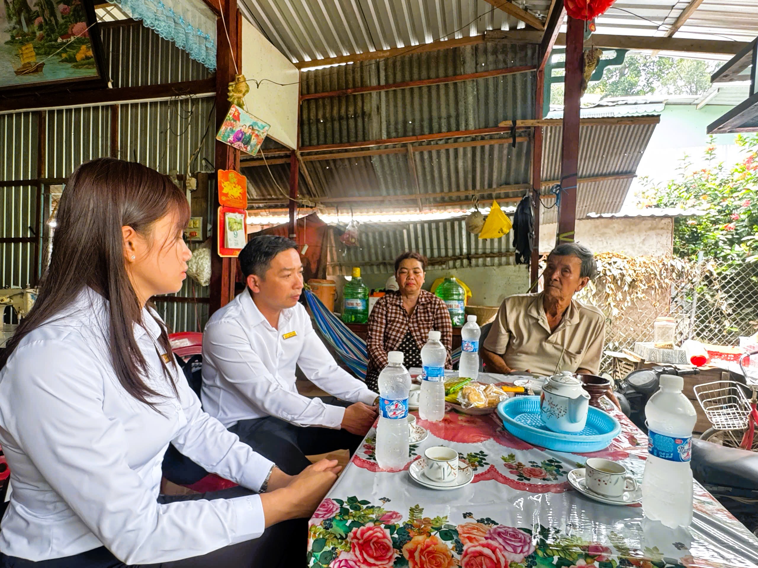 Nhật Huy Khang đến thăm và tư vấn hướng nghiệp cho các gia đình tại Xã Long Khánh và Xã Phong Mỹ – Đồng Tháp